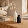 Vase Minimaliste — Décoration d'intérieur en plastique mat de style nordique, Accent moderne pour salon