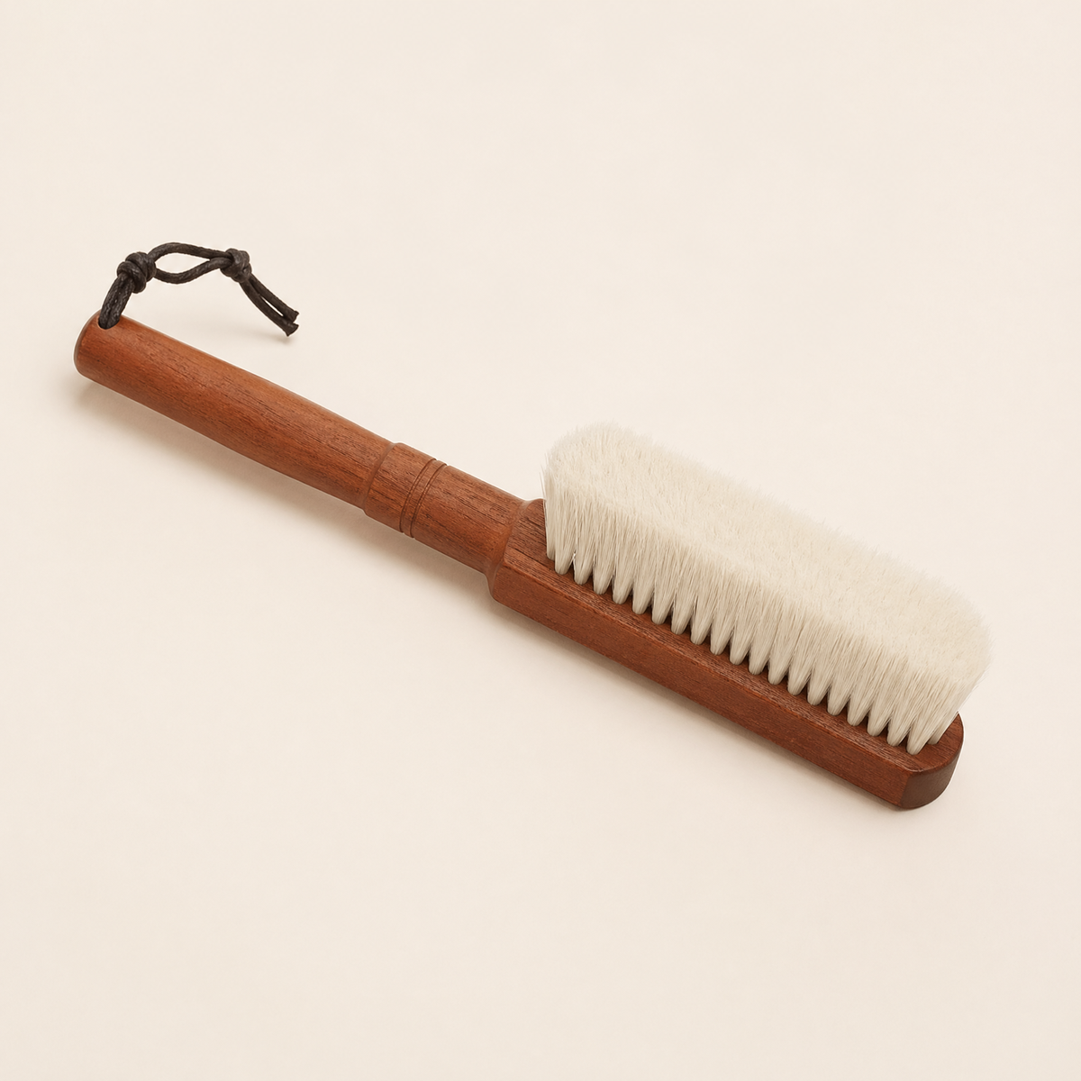 Soft Bed Brush with Wooden Handle – Natural Bristles for Bedding Sofa Furniture Cleaning