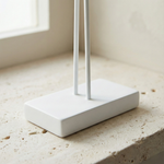 Minimalist Resin Bird Figurine – Freestanding Shelf Accent for Living Room, Bedroom & Office Desk Decor