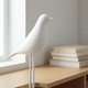 Minimalist Resin Bird Figurine – Freestanding Shelf Accent for Living Room, Bedroom & Office Desk Decor