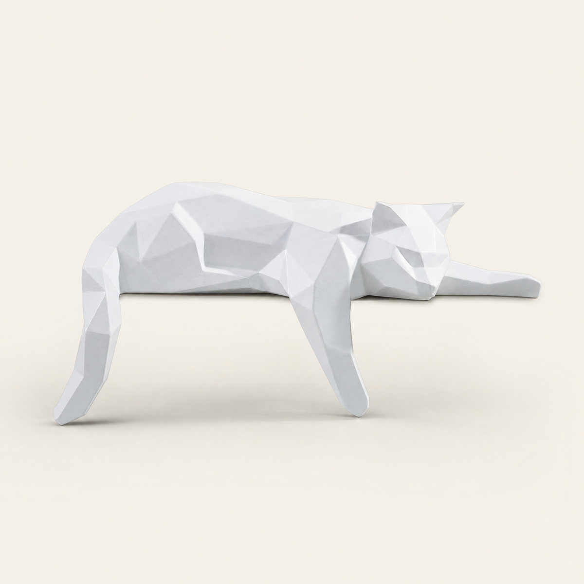 Geometric Cat Sculpture – Modern Resin Figurine for Shelf Desk Home Office Decor